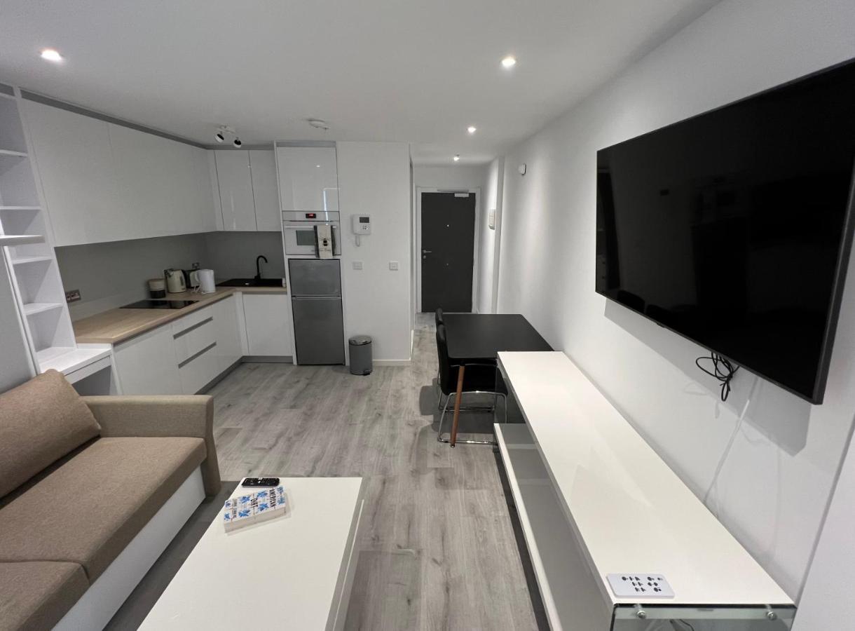 Modern Studio Apartment In Gibraltar - The Hub Ngoại thất bức ảnh