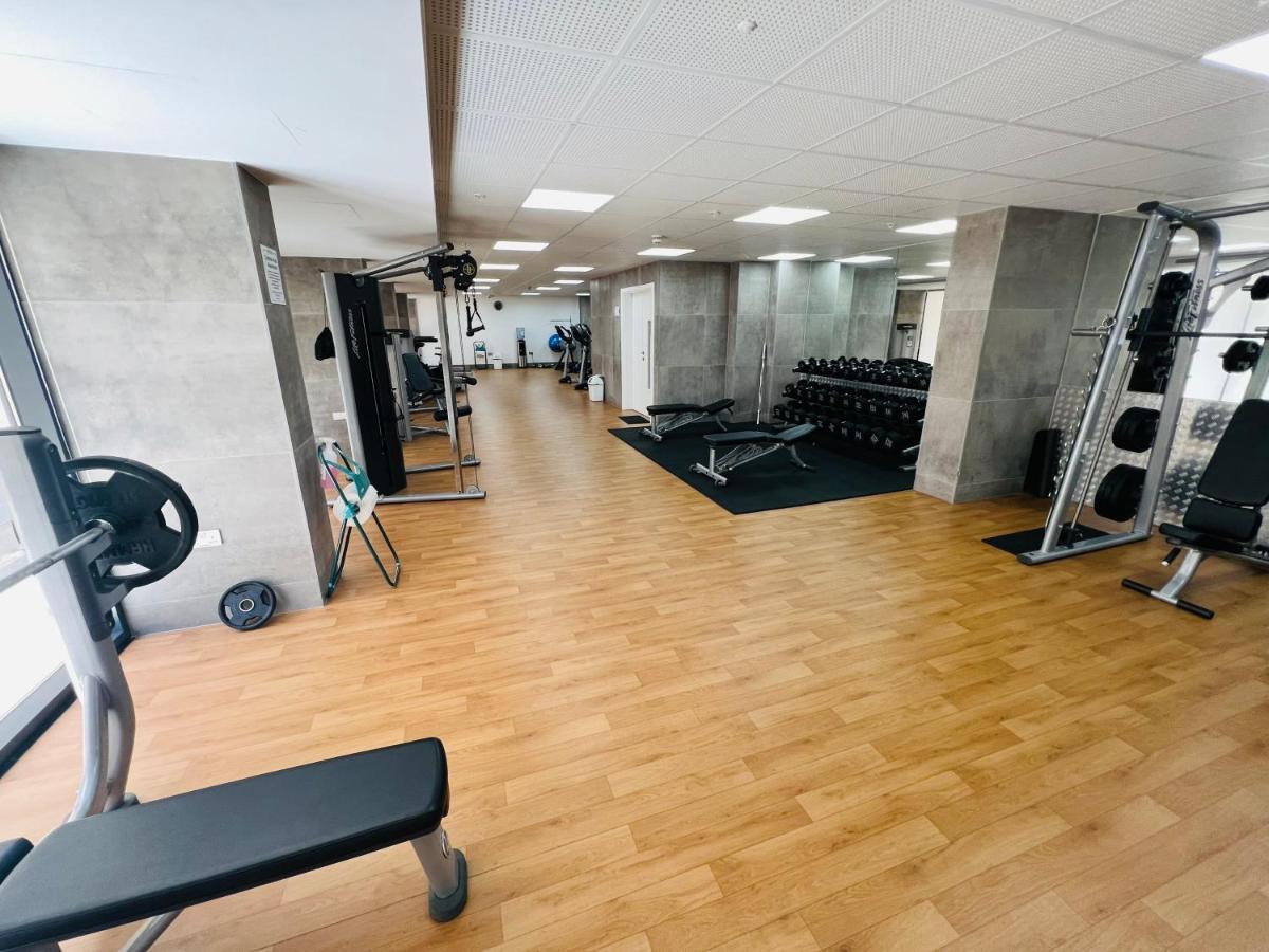 Modern Studio Apartment In Gibraltar - The Hub Ngoại thất bức ảnh